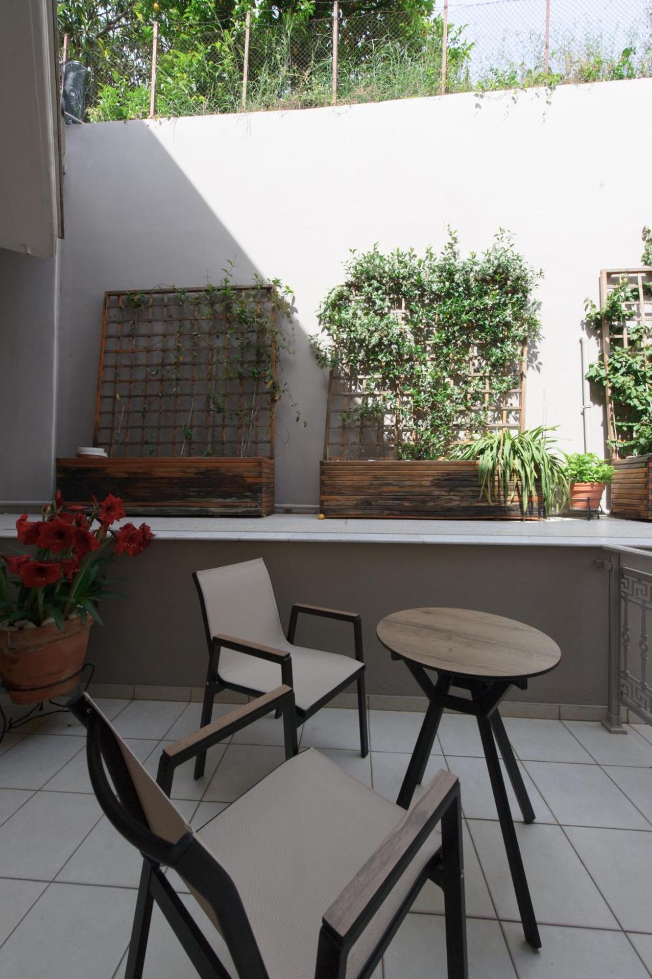 Parga Inn Suites Exterior foto